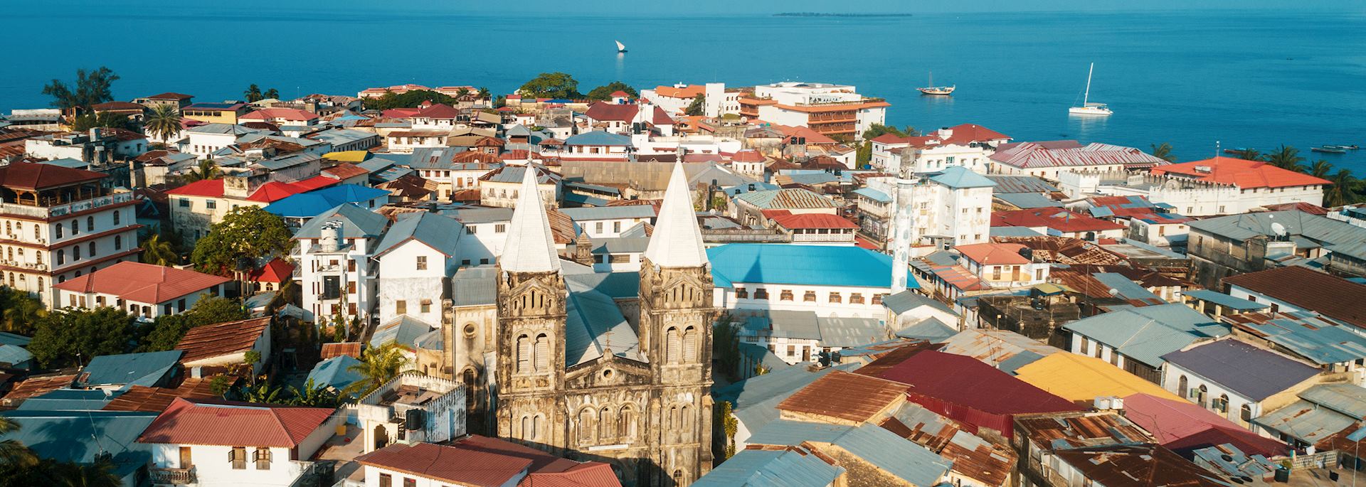 Read more about the article Exploring Dar es Salaam and Stone Town Like a Local