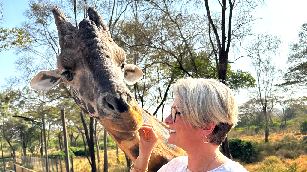 You are currently viewing From Crisis to Clarity: Why a Safari is the Perfect Midlife Journey