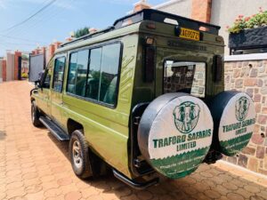 Read more about the article East Africa Safari 2026: What Travellers Need to Know Before Booking