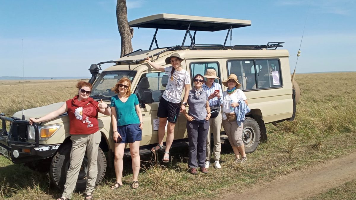 Read more about the article How to Plan a Budget-Friendly Safari With Friends in 2026.