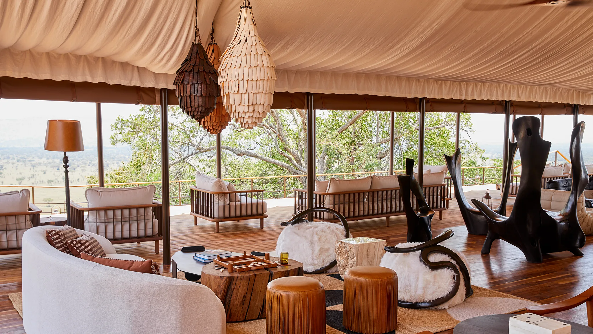 You are currently viewing Grumeti Art Lodge: Where Contemporary African Art Meets the Wild Serengeti