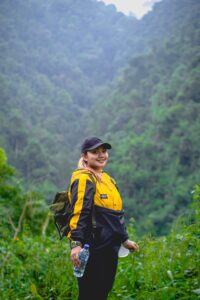 Read more about the article Gorilla Trekking Beauty Tips: What to Carry for Forest Conditions.